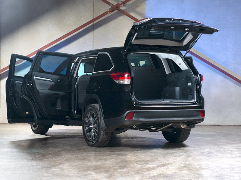 2015-toyota-highlander-up-for-trade-small-1